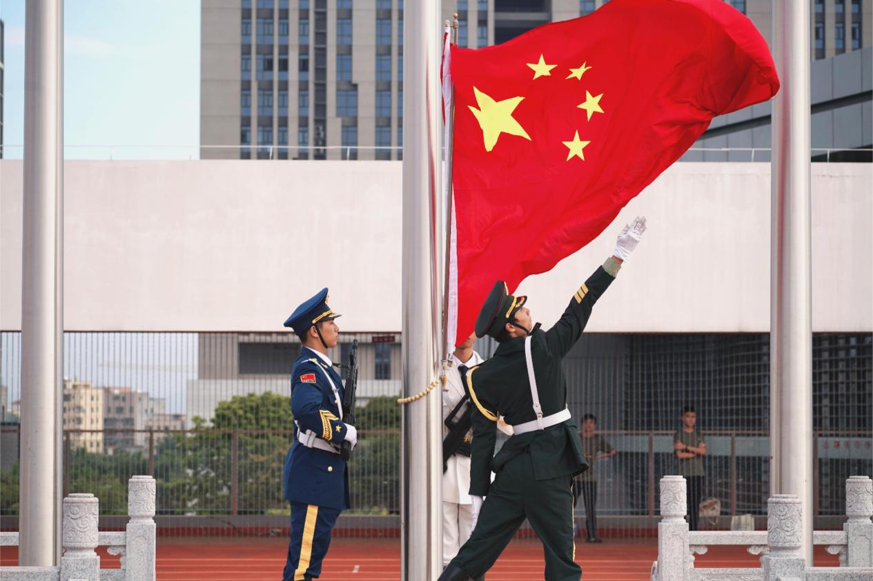 升国旗(1) 升国旗(1)