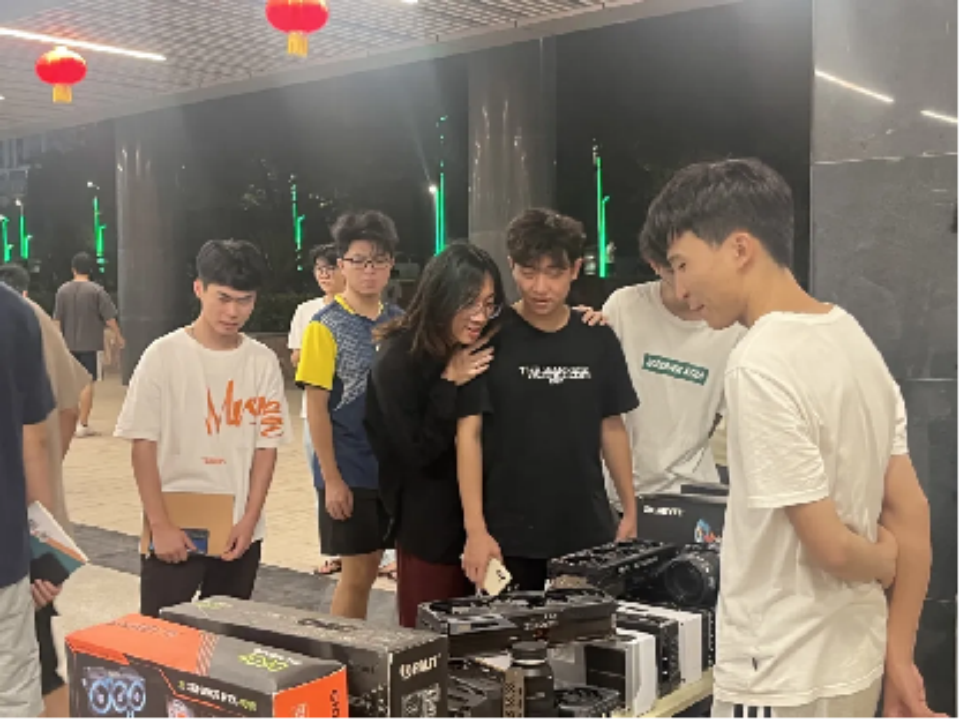 image.gif image.gif