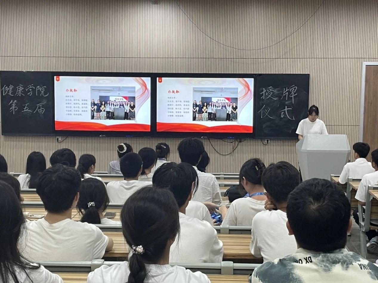 C:/Users/24821/Desktop/推文/wailian.jpgwailian C:/Users/24821/Desktop/推文/wailian.jpgwailian