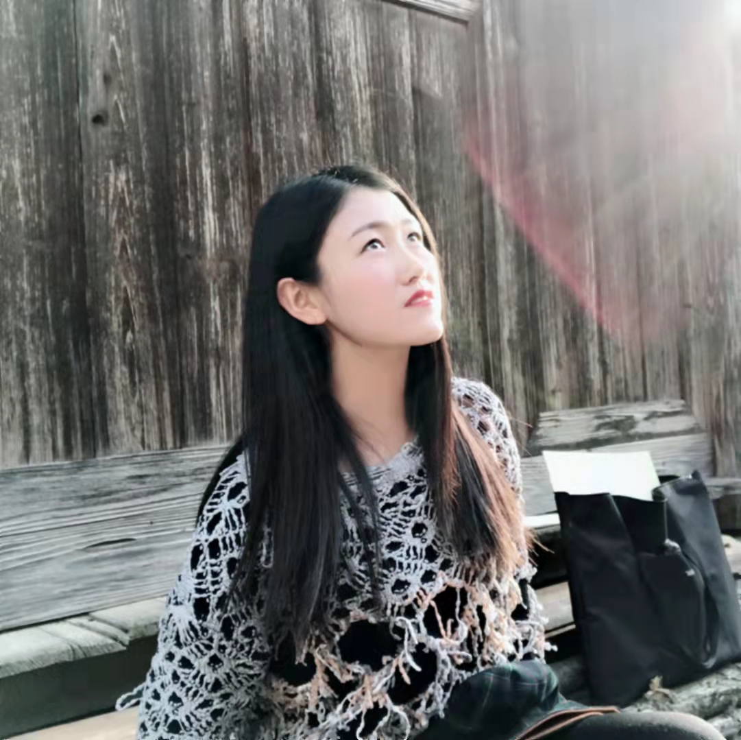 张晓群.jpg 张晓群.jpg
