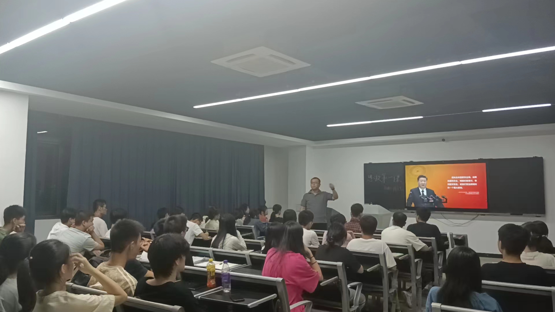 图2.jpg 图2.jpg