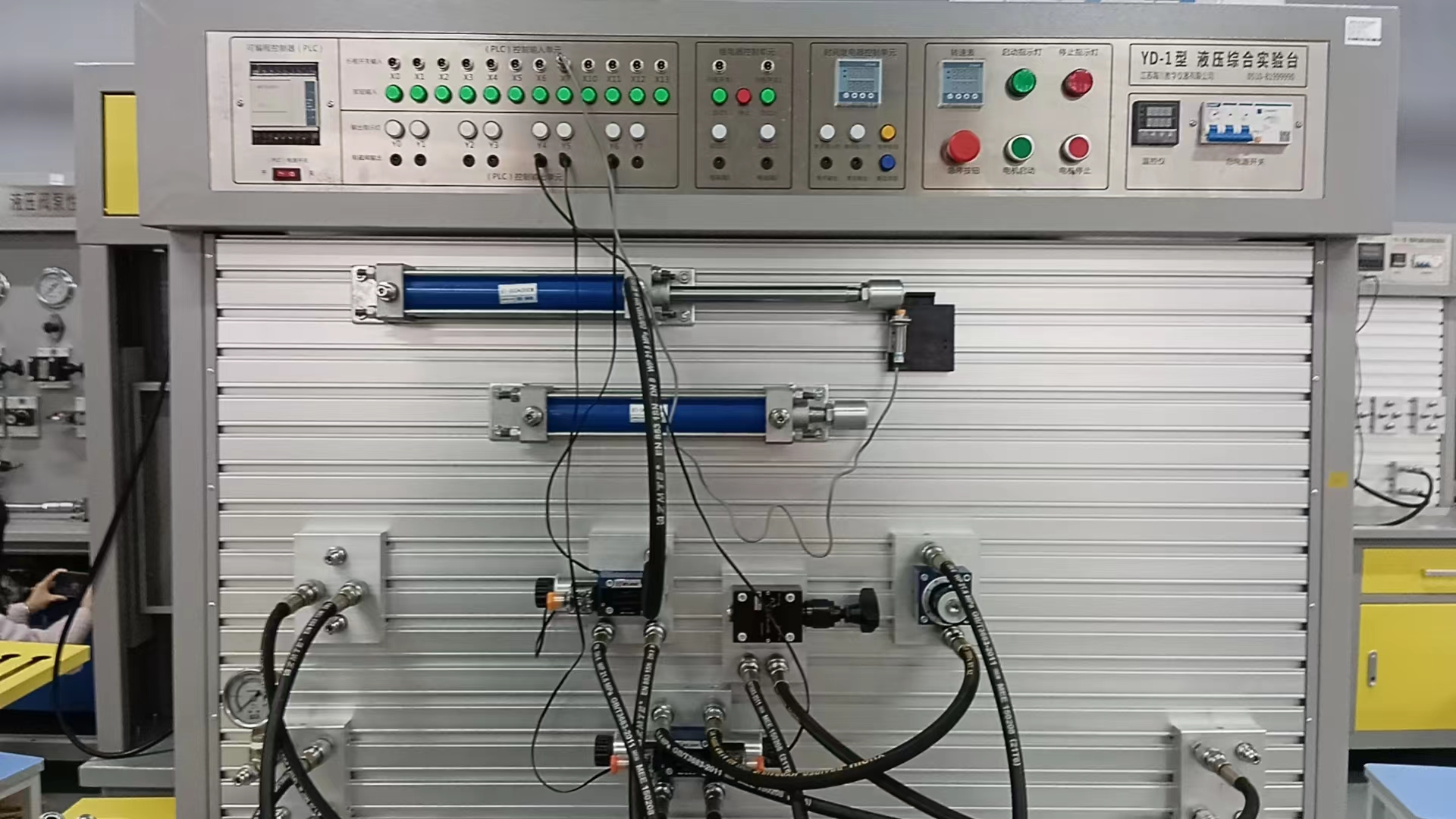 e9210a40495a97e2b20cb0386914bed