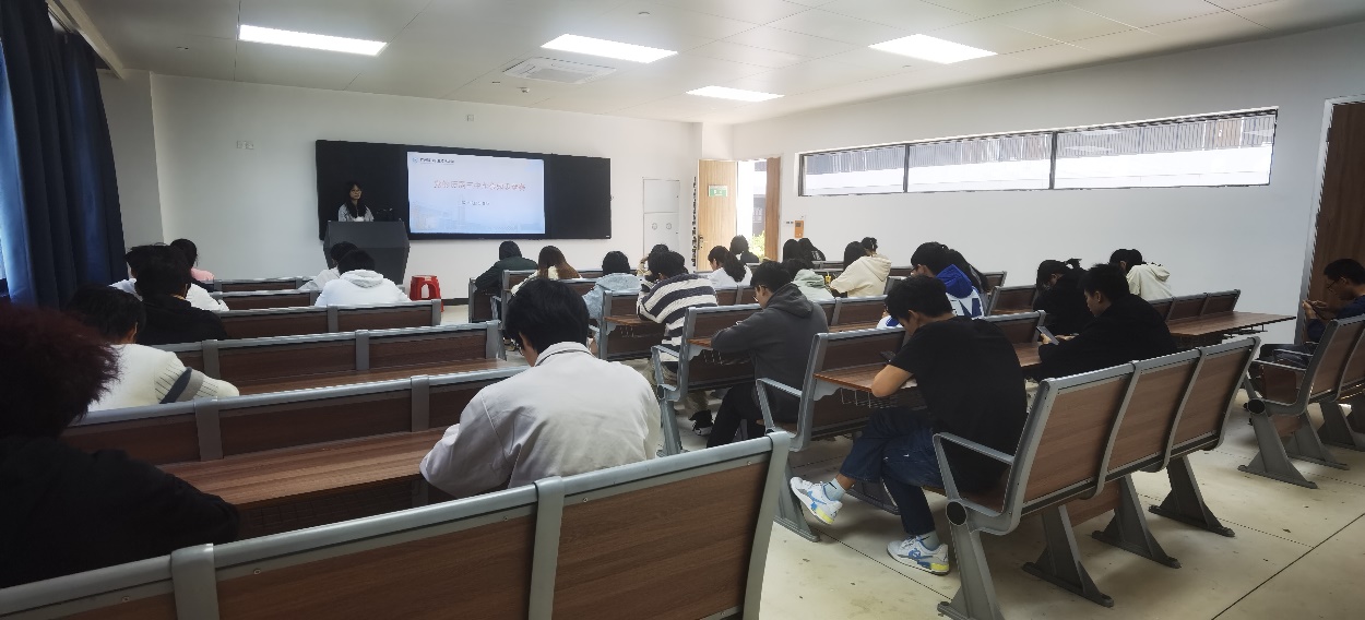 D:\24-25(1)德法教研室活动资料\11-23三中全会知识竞赛决赛现场图片\滨海2.jpg