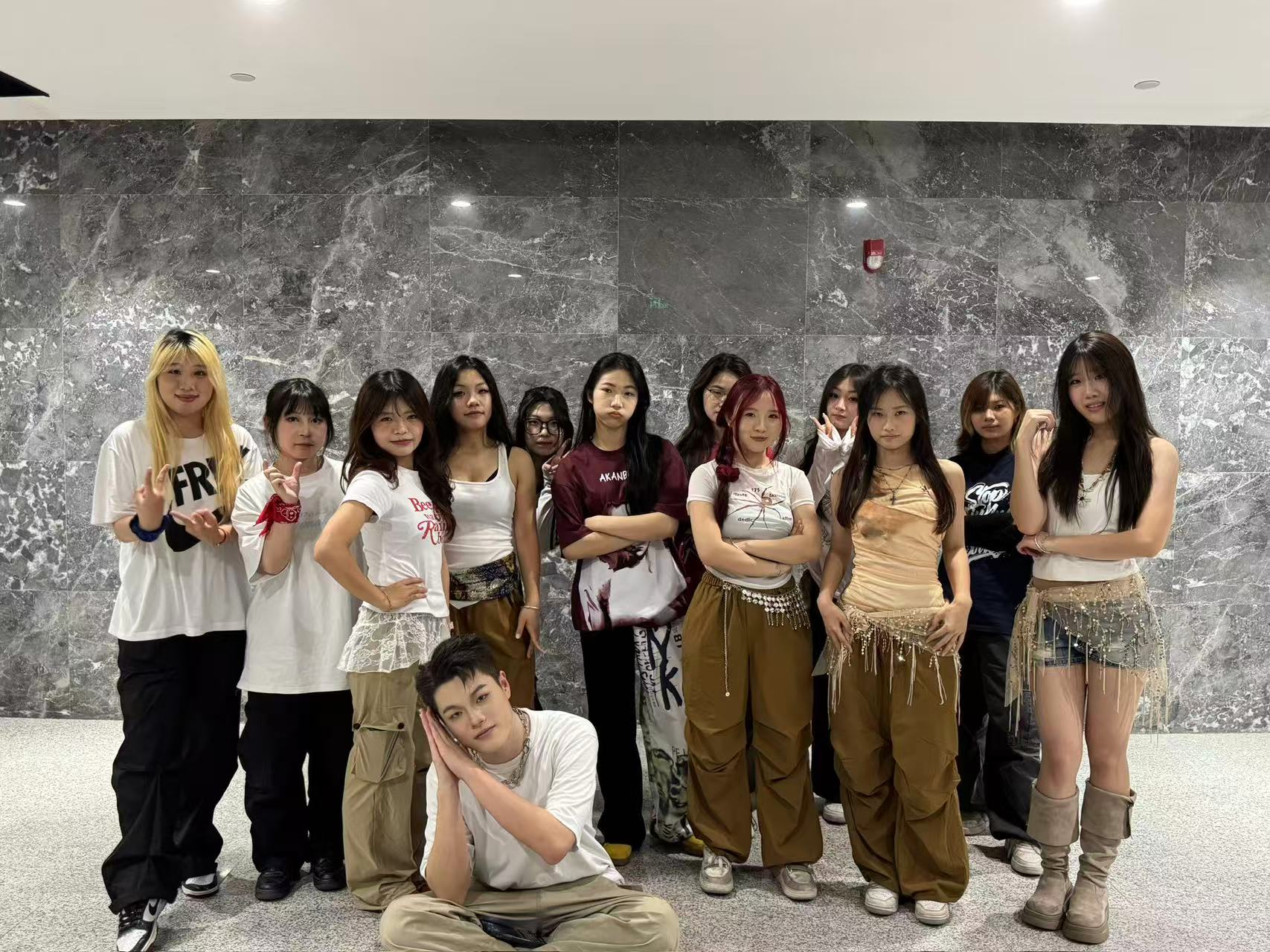 图片 1 图片 1