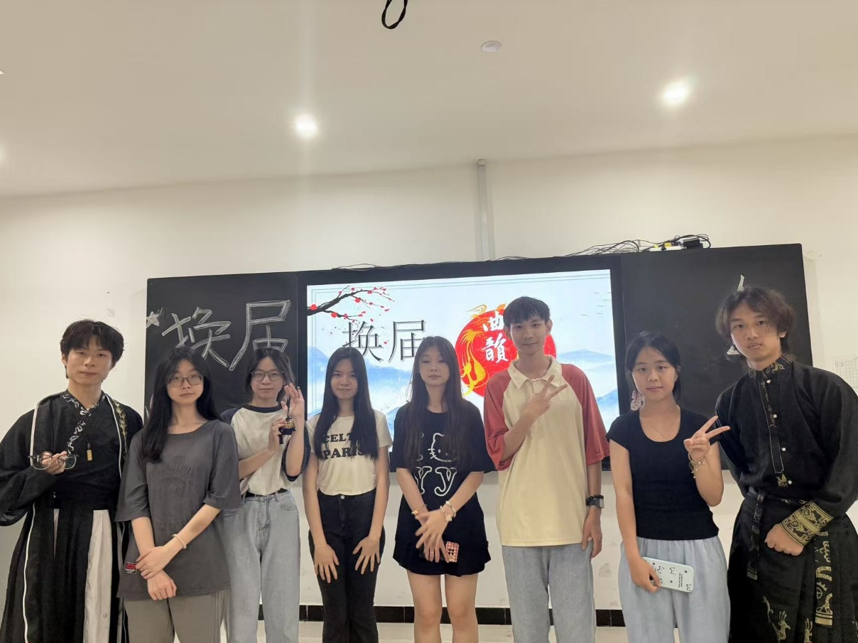 图片 11 图片 11