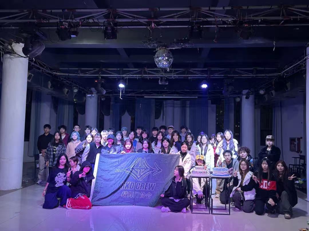 图片 1 图片 1