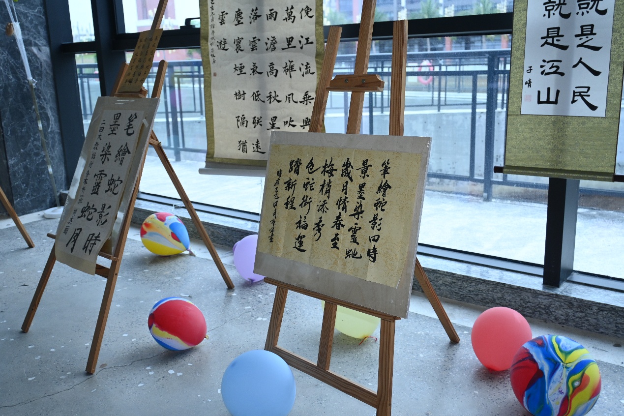 图片 2 图片 2