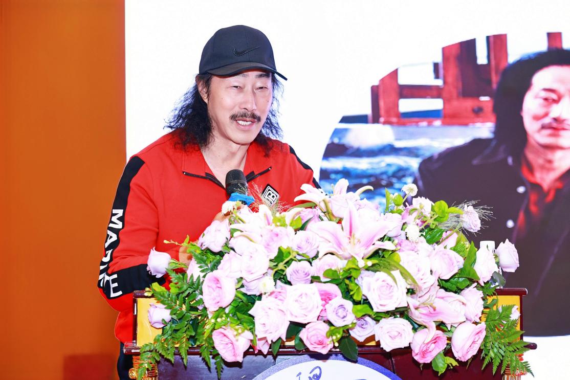 朱明健 朱明健