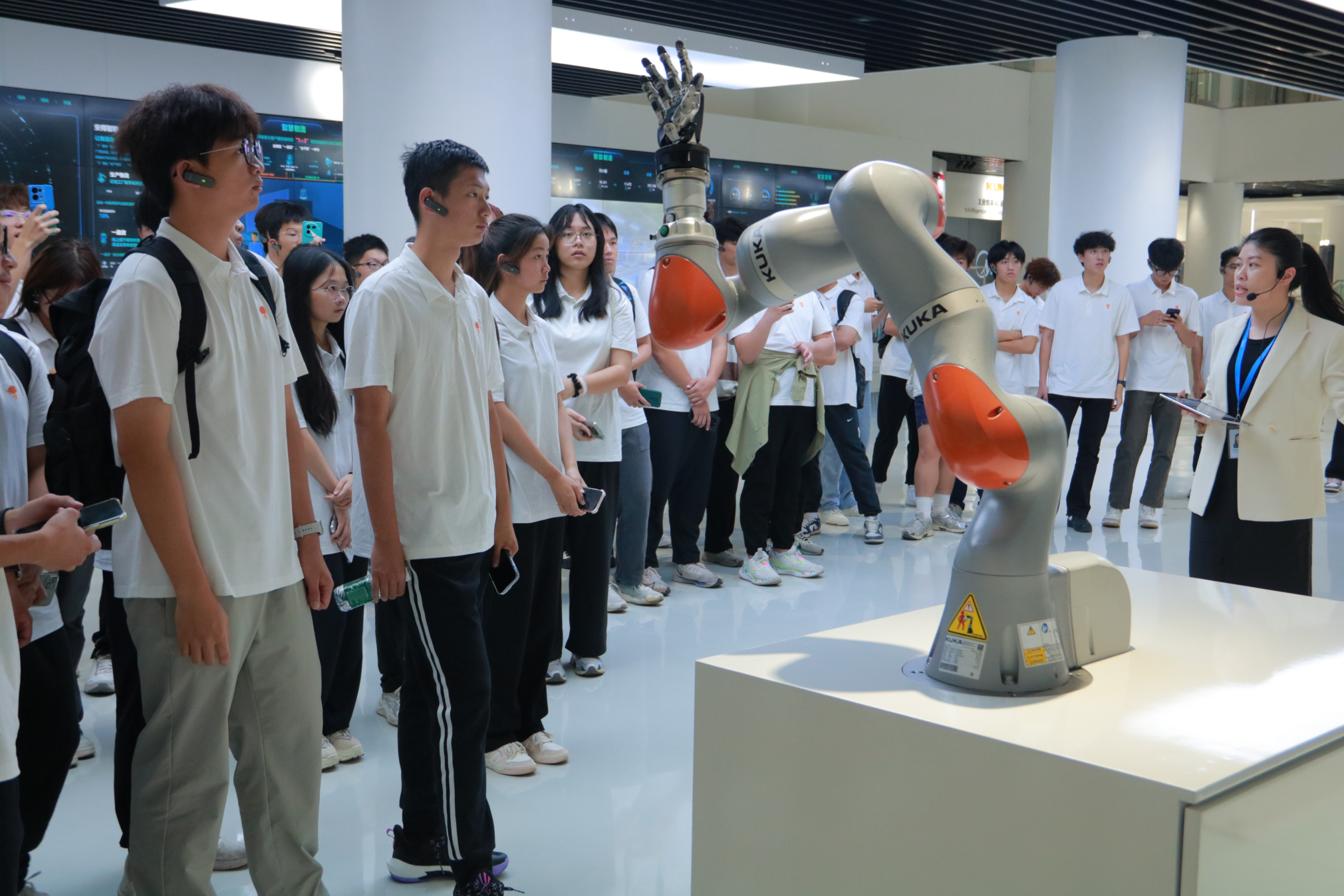 图片 15 图片 15
